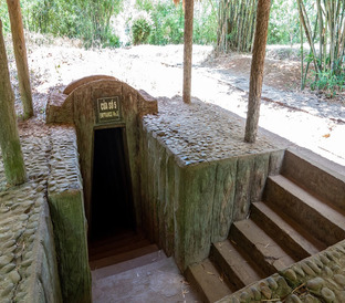 Cu Chi Tunnels